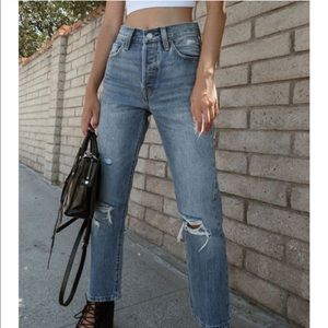 LEVI’S 501 CROPPED VINTAGE JEANS